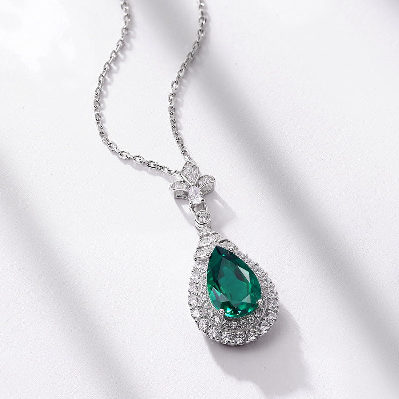 Vintage Antiques Best Pear Cut Emerald Necklaces Silver for Women for Brides